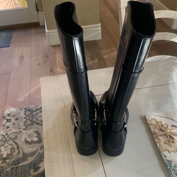 MICHAEL KORS Fulton Harness Rubber Black Boots - Picture 3 of 7